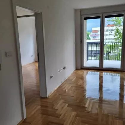 Karađorđeva | 4zida.rs