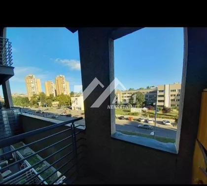 Bulevar Cara Lazara | 4zida.rs