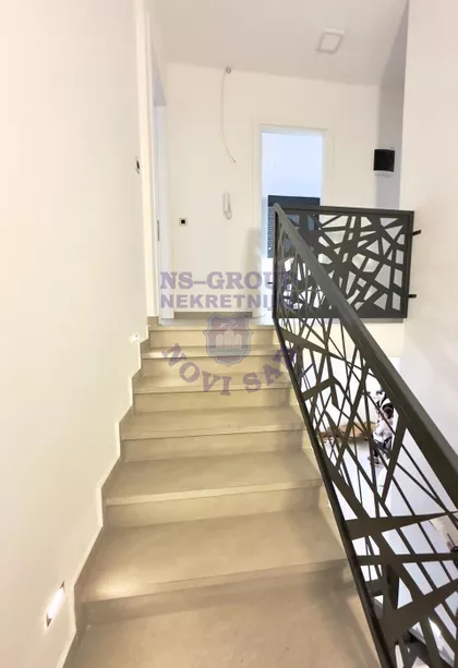 Sremska Kamenica | 4zida.rs