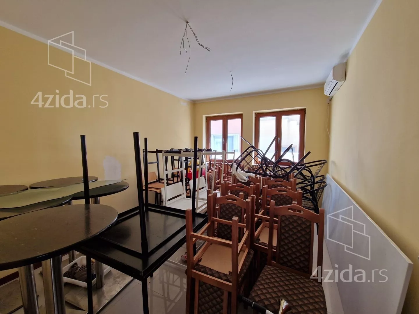 Poslovni prostor | 4zida