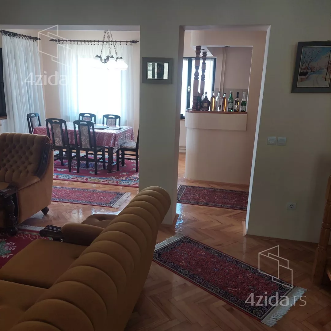 3-etažna kuća | 4zida