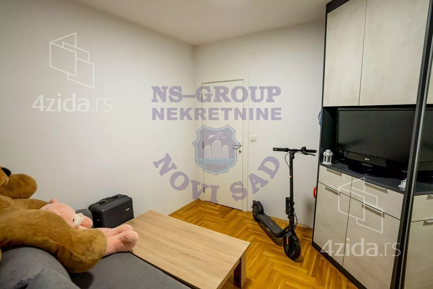 Četvorosoban stan | 4zida