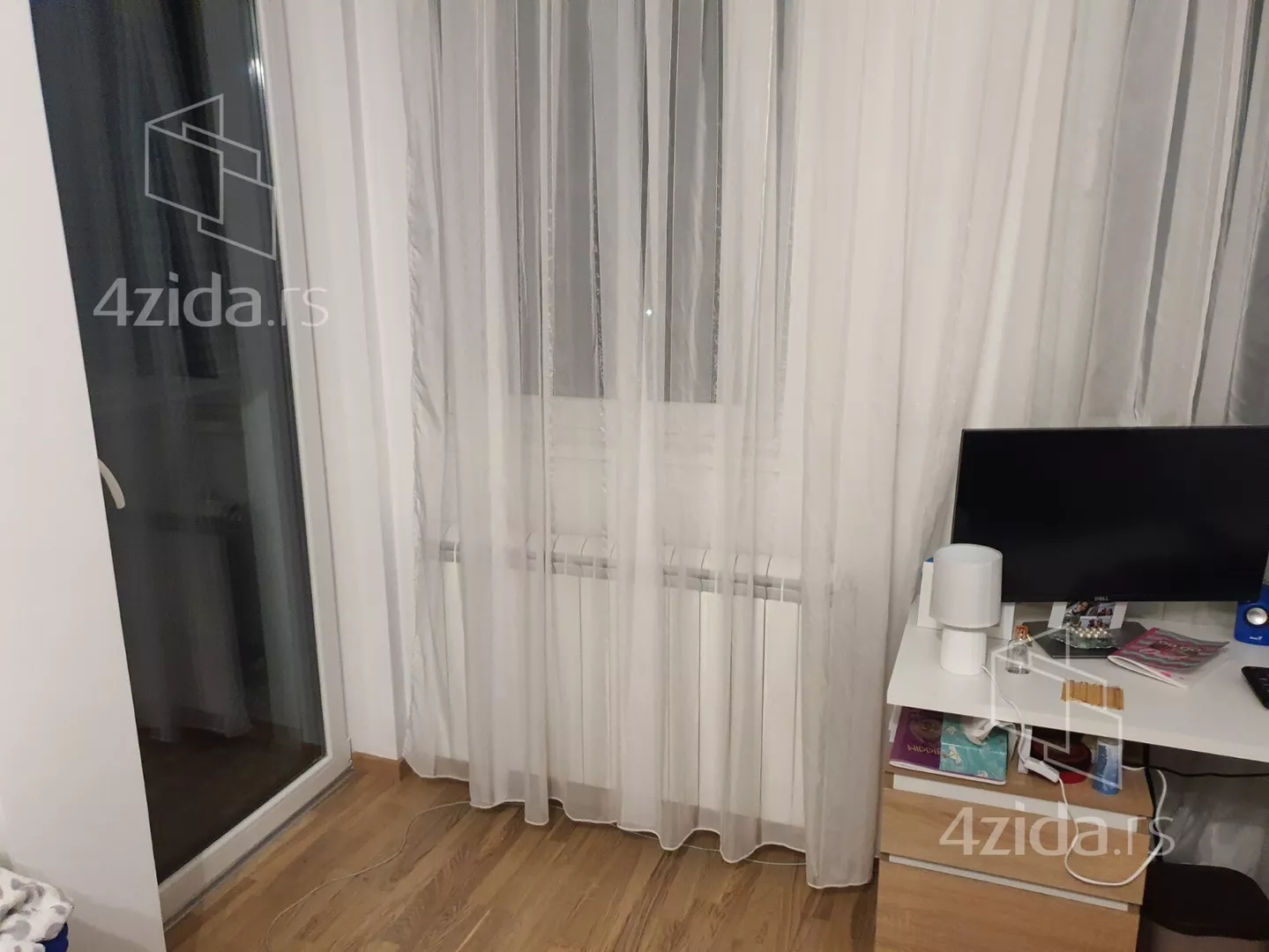 Petosoban stan | 4zida