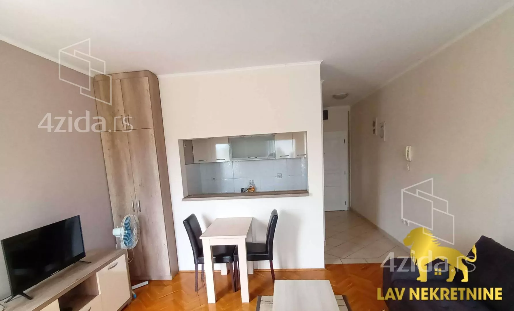 Garsonjera | 4zida