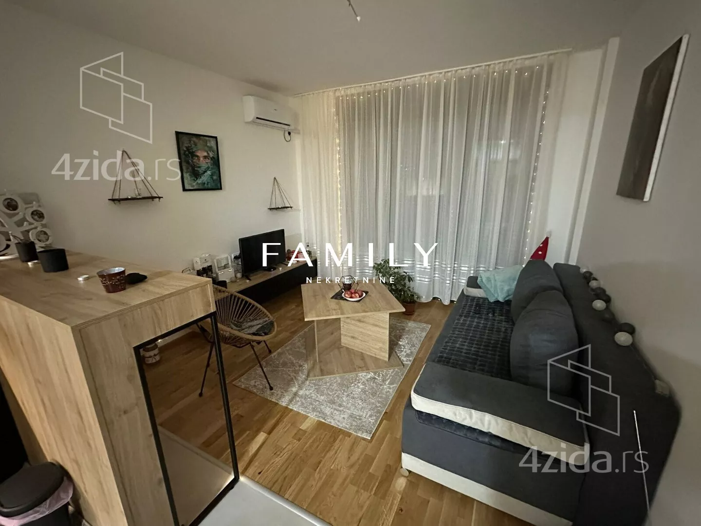 Jednoiposoban stan | 4zida