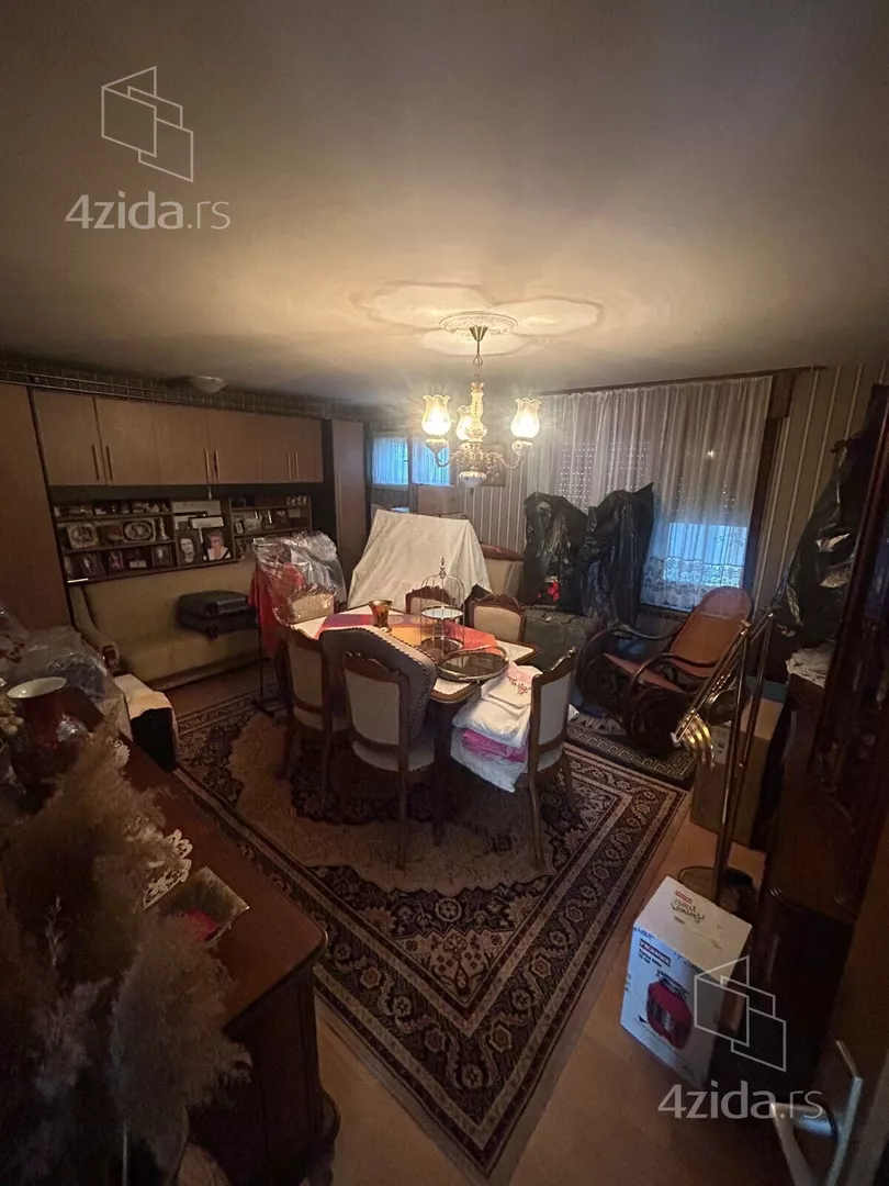 3-etažna kuća | 4zida