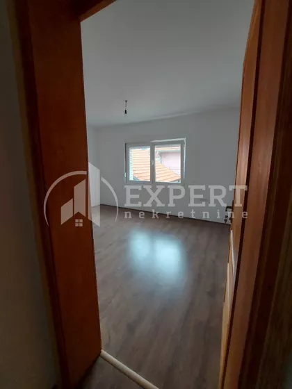 Brzi Brod | 4zida.rs