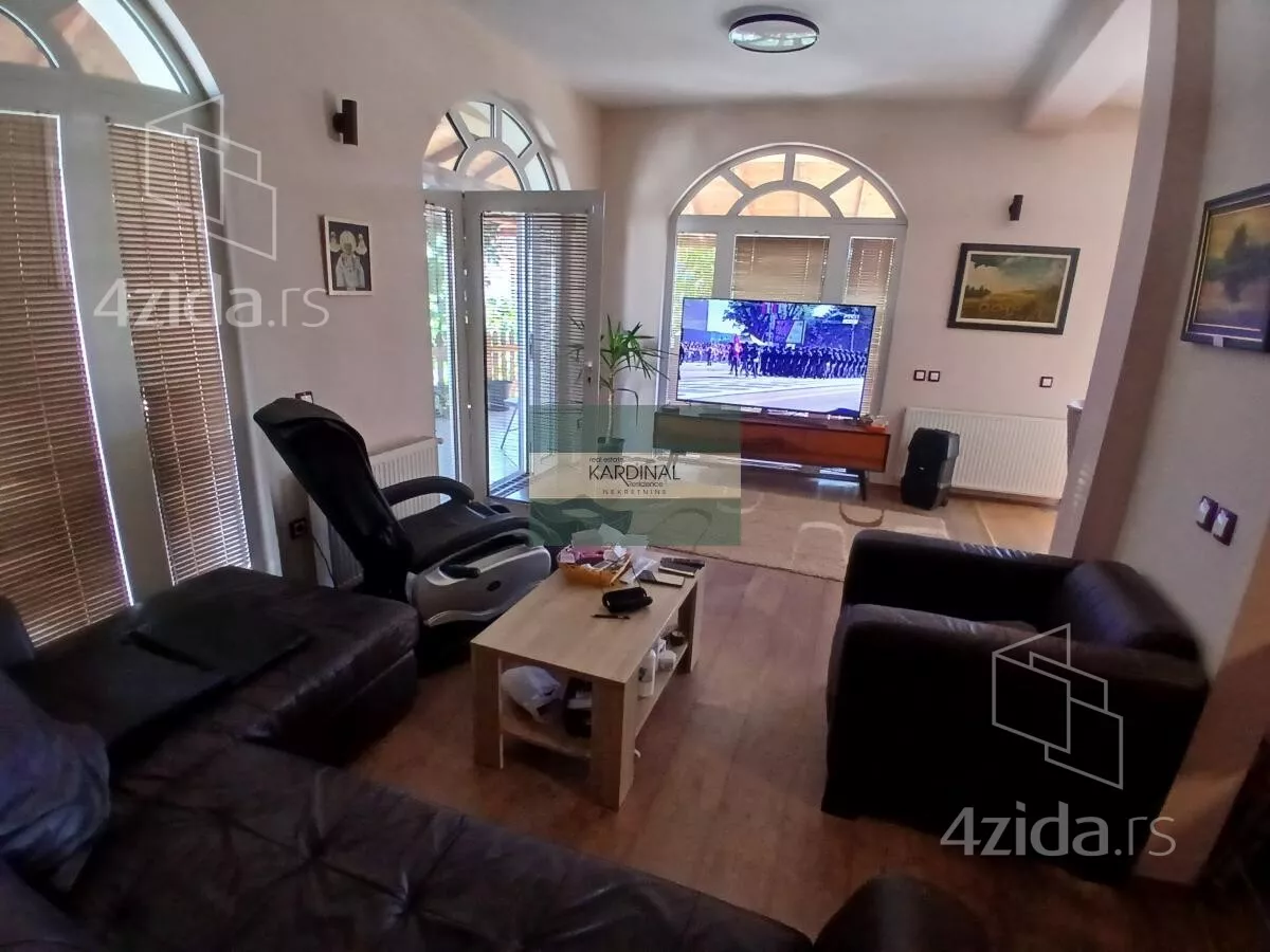 Kuća | 4zida