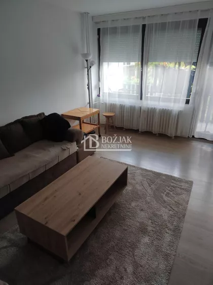 Bulevar Veljka Vlahovića | 4zida.rs