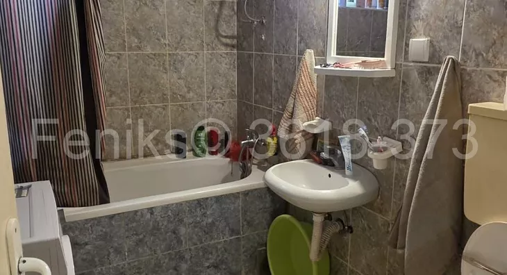 Sedmosoban stan | 4zida