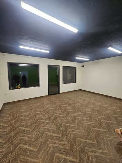 Oktobarskih Žrtava 24 | 4zida.rs