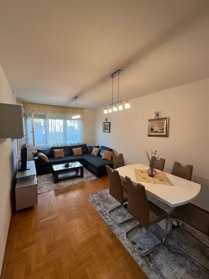 Dimitrija Tucovića 89 | 4zida.rs