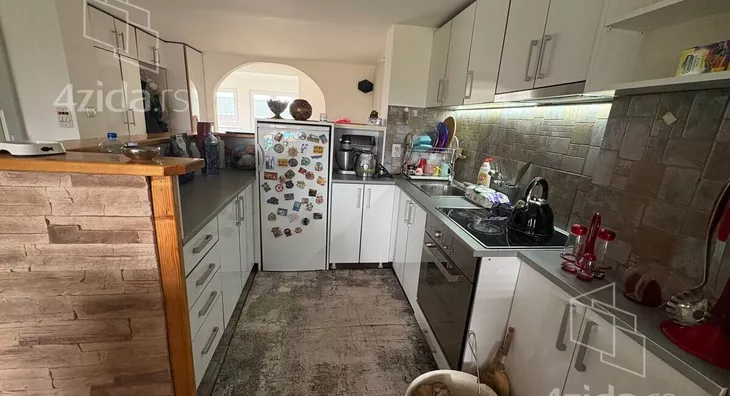 3-etažna kuća | 4zida