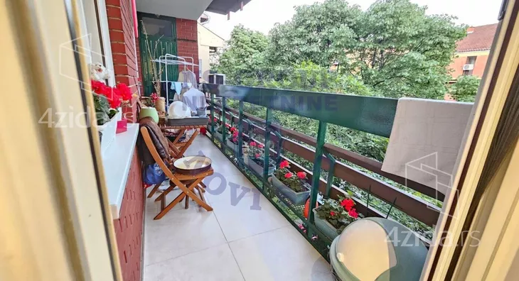 Troiposoban stan | 4zida