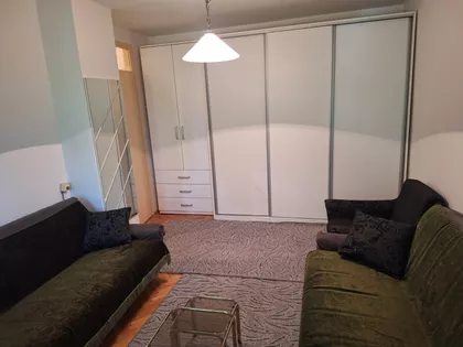 Učitelj Milina | 4zida.rs