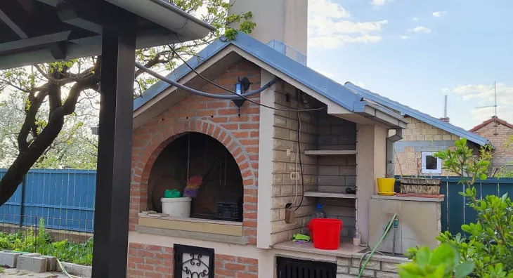 4-etažna kuća | 4zida