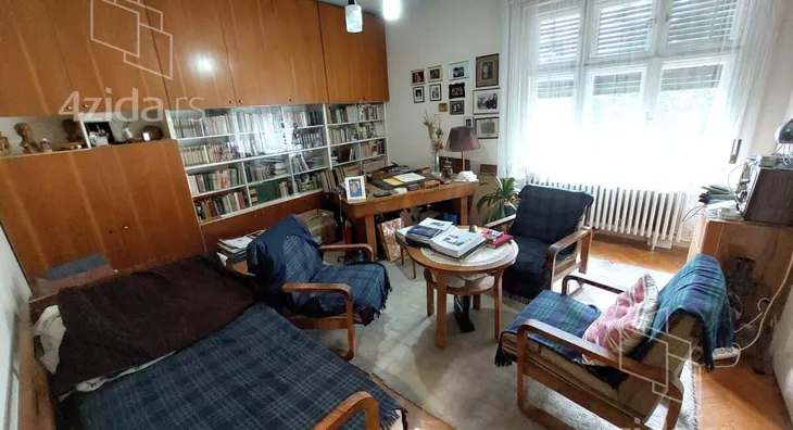 Četvoroiposoban stan | 4zida
