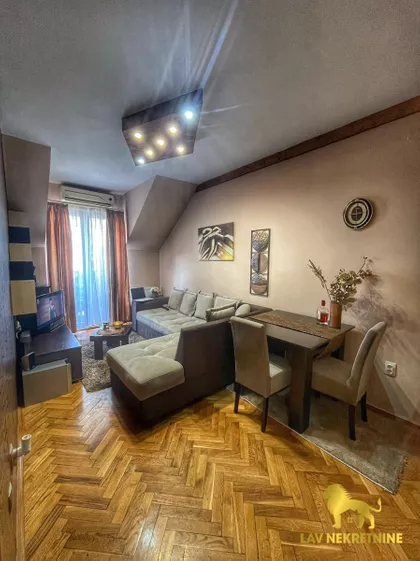 HADŽI RUVIMOVA | 4zida.rs