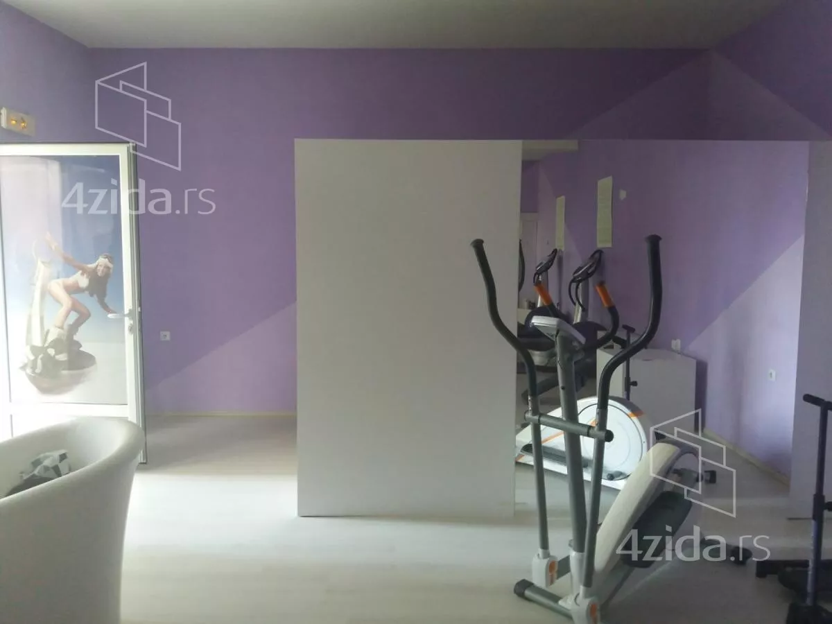 Poslovni prostor | 4zida
