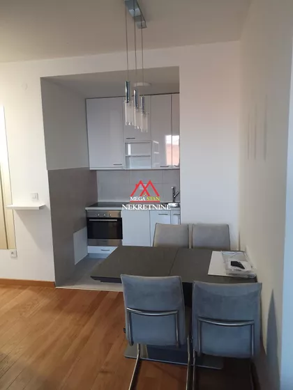 Trg Galerija | 4zida.rs