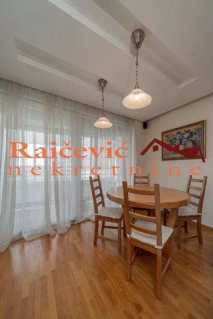 Bulevar crvene armije | 4zida.rs