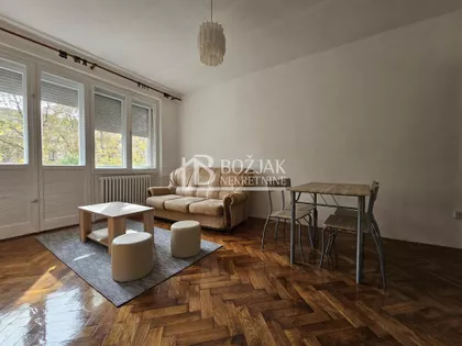 Rade Končara | 4zida.rs