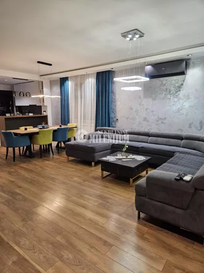 Vojvođanska | 4zida.rs