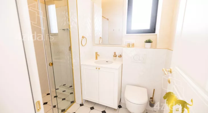 Petosoban stan | 4zida