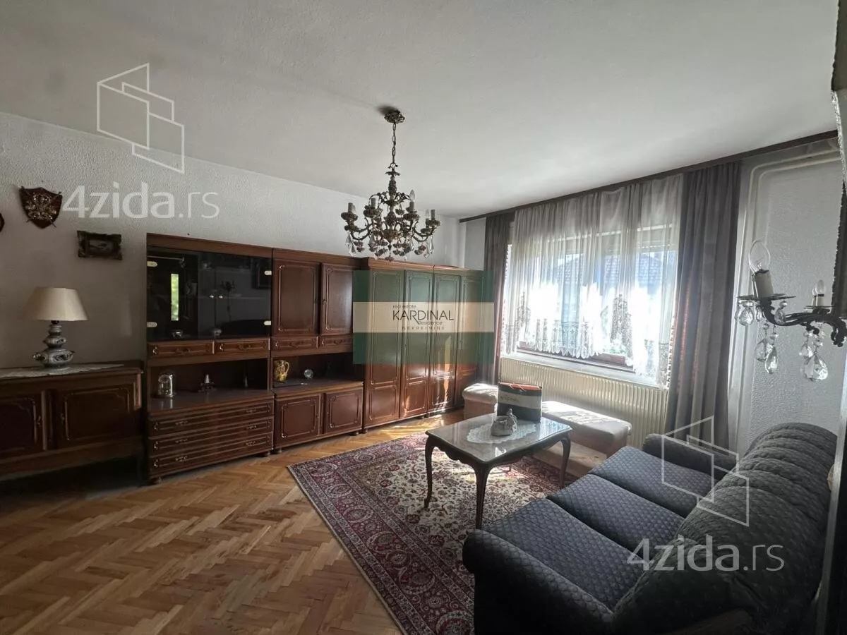 Kuća | 4zida