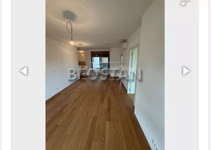 Tadije Sondermajera | 4zida.rs