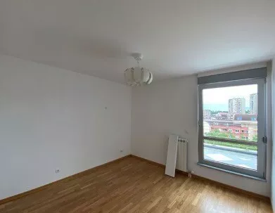 Učiteljsko Naselje | 4zida.rs