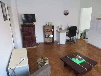 Milana Raspopovića | 4zida.rs