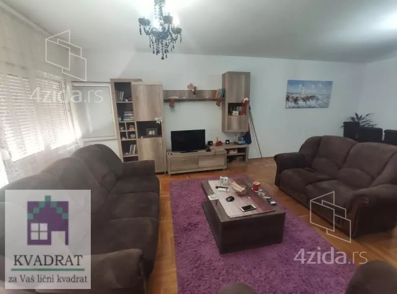 Petosoban stan | 4zida