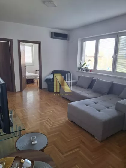 Kertvaroš | 4zida.rs