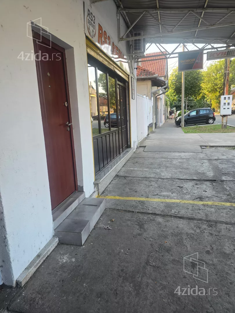 Lokal | 4zida