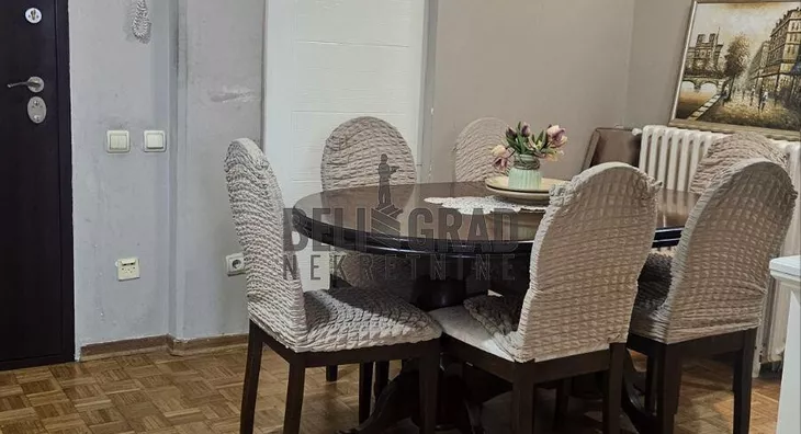 Četvoroiposoban stan | 4zida