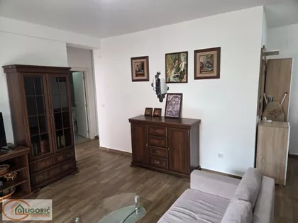 Kolonija | 4zida.rs