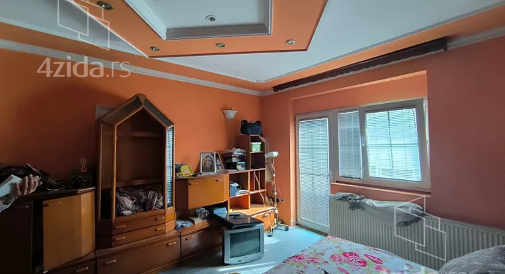 3-etažna kuća | 4zida