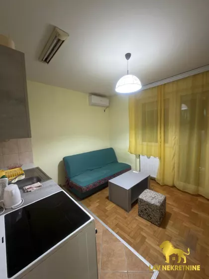 ROMANIJSKA | 4zida.rs