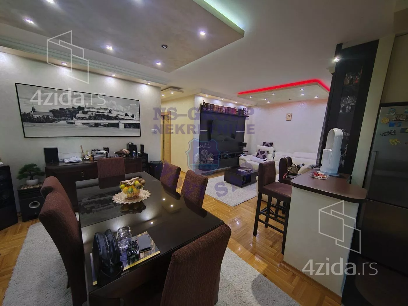 Trosoban stan | 4zida