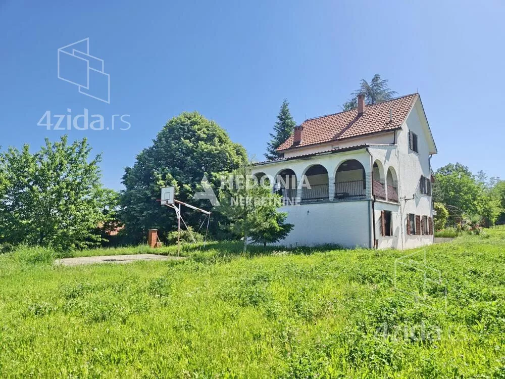 3-etažna kuća | 4zida