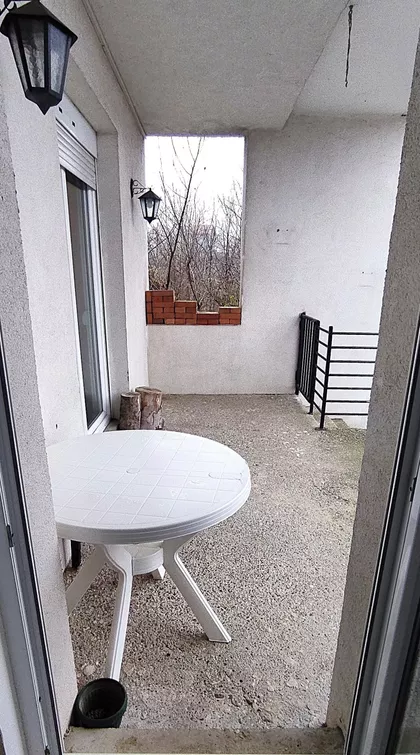 Petrovdanska | 4zida.rs