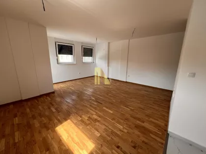 Veternička Rampa | 4zida.rs