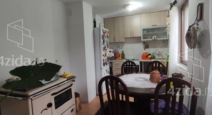 3-etažna kuća | 4zida
