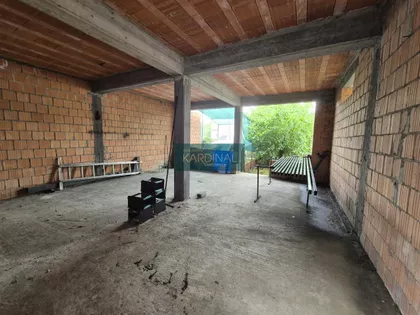 Industrijska Zona | 4zida.rs