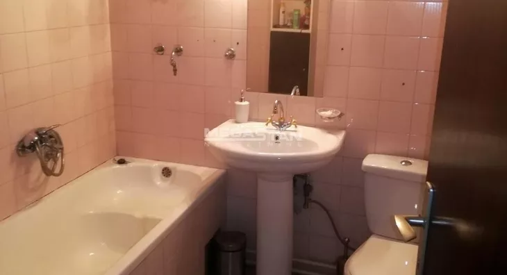 Petoiposoban stan | 4zida