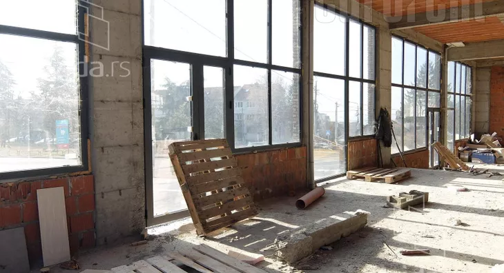 Poslovni prostor | 4zida