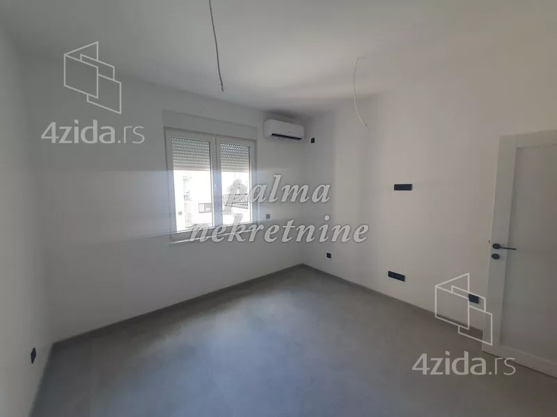 Lokal | 4zida