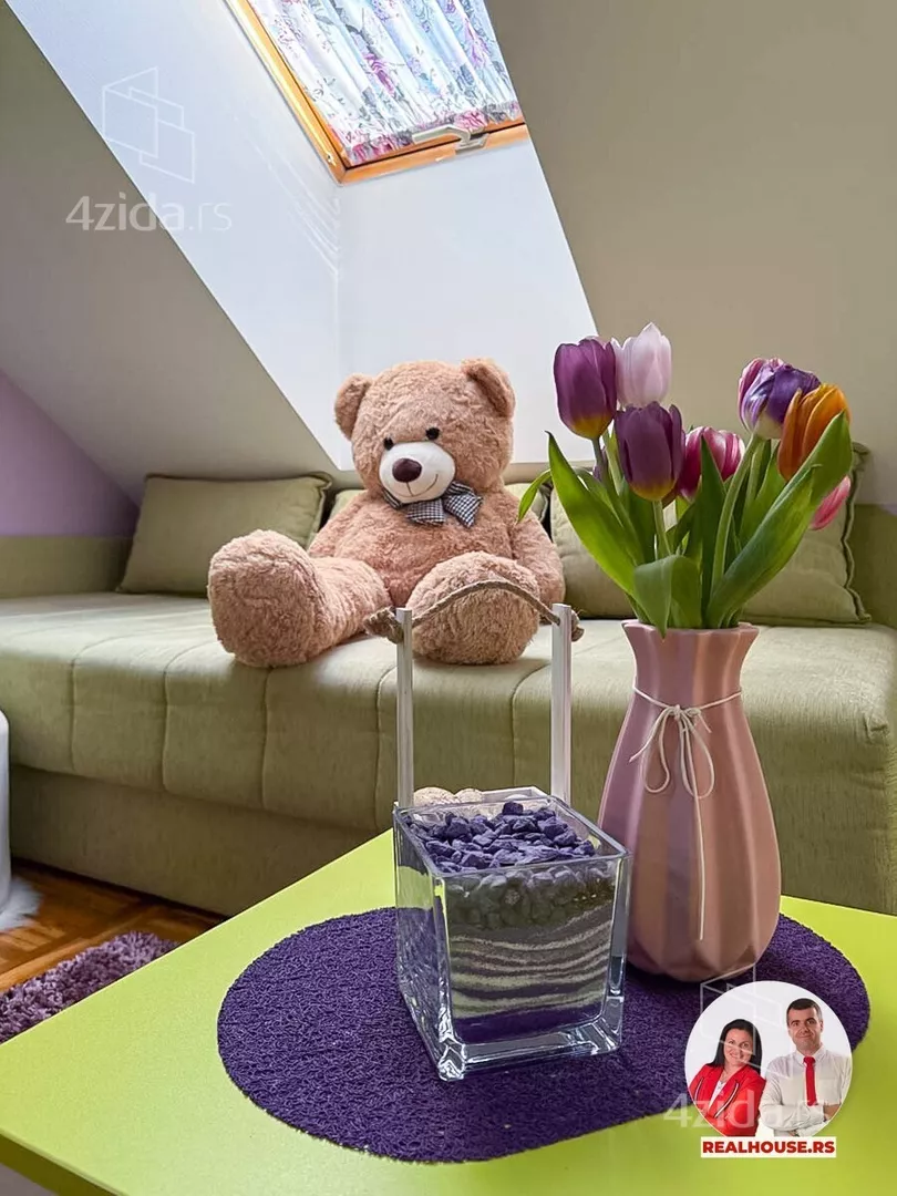 Troiposoban stan | 4zida