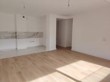 Tošin Bunar | 4zida.rs